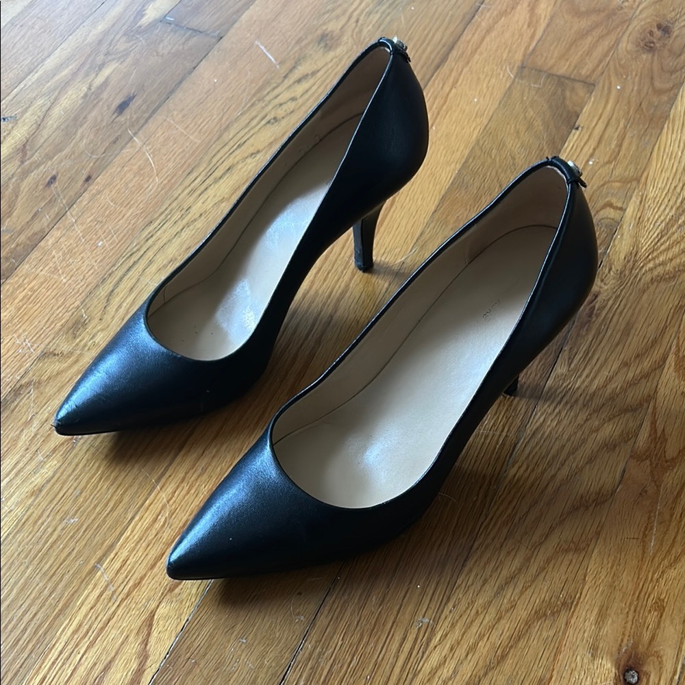 Michael Kors Black Pointed Heels